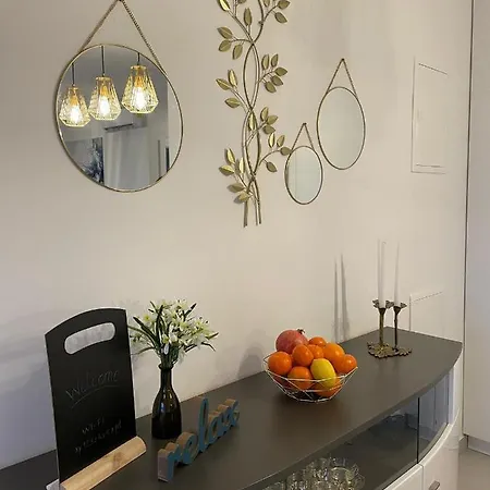 Mali Raj Apartment Makarska