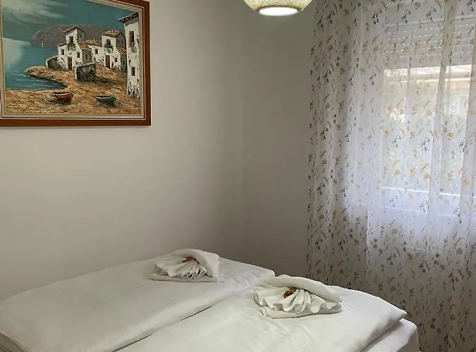 Apartman Mali Raj *